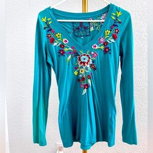 Johnny Was embroidered blouse - great condition
